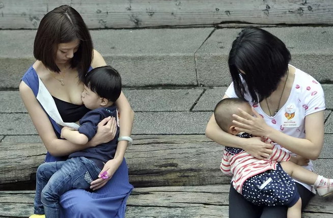 產(chǎn)后母乳喂養(yǎng)有助于瘦身嗎 幫助產(chǎn)后減肥的小方法