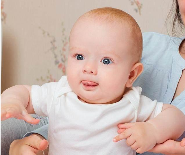 兒童語言發(fā)育標(biāo)準(zhǔn)表 語言發(fā)育遲緩對(duì)孩子的危害