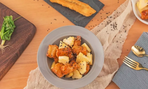 寶寶菠蘿輔食推薦 菠蘿油條蝦制作方法