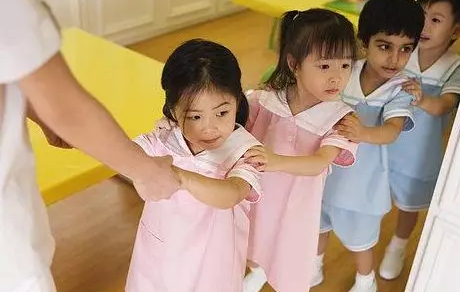 幼兒園出游安全教案及反思 2019幼兒園安全活動教案反思