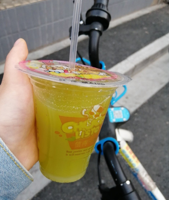 甘蔗心發淺褐色能吃嗎 甘蔗發紅了可以吃嗎 甘蔗心發淺褐色能吃嗎 甘蔗發紅了可以吃嗎