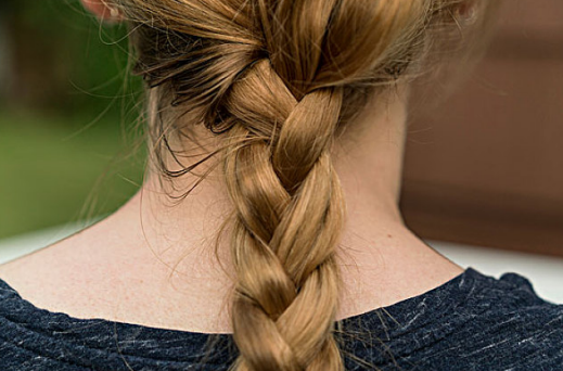 寶寶掉頭發(fā)是不是患病了 怎么讓孩子頭發(fā)濃密