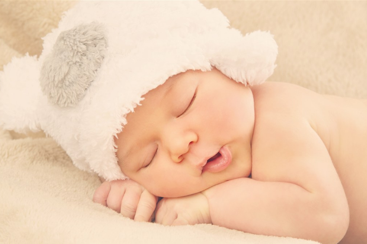 姓榮的女孩名字簡單怎么起 姓榮的女孩名字可愛的推薦