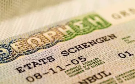 帶寶寶出國需要辦護照嗎 寶寶出國要什么證件