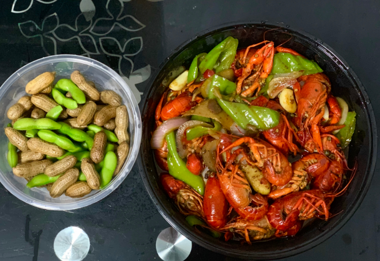 吃龍蝦的有趣說說 吃龍蝦發朋友圈怎么寫2019 吃龍蝦的有趣說說 吃龍蝦發朋友圈怎么寫2019