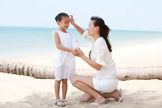 寶寶需要防曬嗎 寶寶多大開(kāi)始防曬