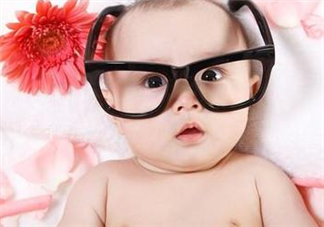 如何發(fā)現(xiàn)孩子的眼睛有問(wèn)題 有效控制近視的方法