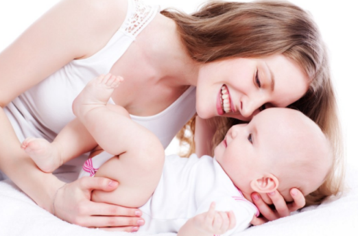 寶寶睡眠時間哭鬧需要抱嗎 及時安撫哭鬧的好處 寶寶睡眠時間哭鬧需要抱嗎 及時安撫哭鬧的好處