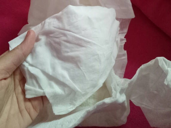 愛寶氏紙尿褲和花王哪個好 愛寶氏紙尿褲和花王紙尿褲對比測評