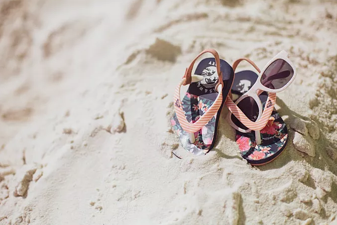孩子涼鞋挑選攻略 孩子不適合穿什么涼鞋