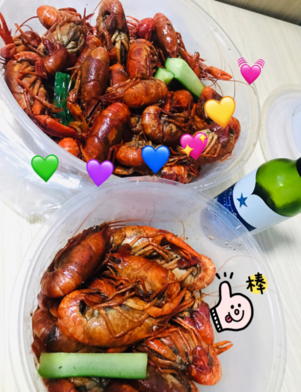 贊美小龍蝦的經典句子 吃龍蝦的有趣發什么說說好 贊美小龍蝦的經典句子 吃龍蝦的有趣發什么說說好