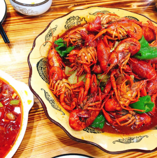 龍蝦配啤酒心情說說 小龍蝦配啤酒說說的語錄