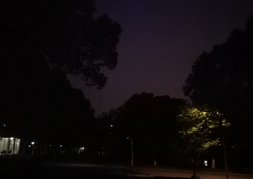 描寫夜色的優美句子 描寫夜色的簡單句子說說 描寫夜色的優美句子 描寫夜色的簡單句子說說