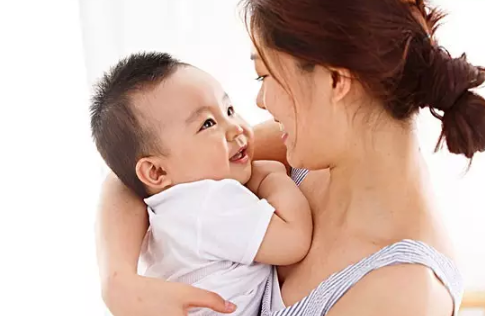 大小奶斷奶后能恢復嗎 哺乳期大小奶怎么辦