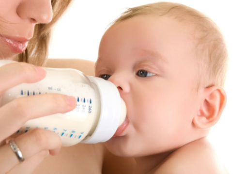 哺乳期大小胸如何矯正 大小胸矯正小技巧