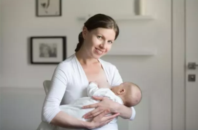 哺乳期大小胸如何矯正 大小胸矯正小技巧