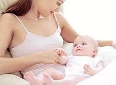 大小奶應該多喝哪一邊 大小奶到底先吃哪一個