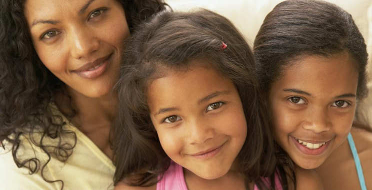 孩子得了流行季節病怎么辦 孩子得手足口病皰疹性咽峽炎要看醫生嗎