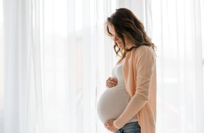 羊水偏少喝水有用嗎 孕晚期羊水偏少怎么辦