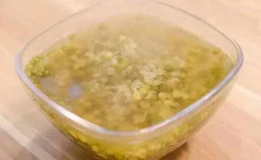 月子期能喝綠豆湯嗎 喝綠豆湯要注意什么