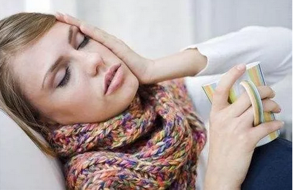 產后坐月子看電視會傷害視力嗎 產后能看電視嗎