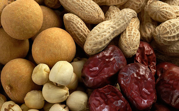 孕期吃堅果孩子能聰明嗎 懷孕吃堅果的好處