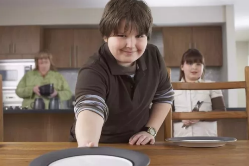 哪些孩子容易出現(xiàn)骨齡提前 孩子骨齡提前的特征