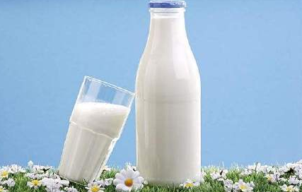 人造奶是什么 人造奶喝牛奶營(yíng)養(yǎng)一樣嗎