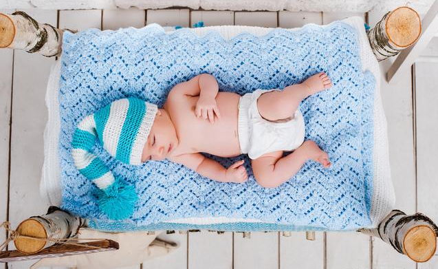 孩子紅屁股曬太陽有用嗎 怎么改善孩子的紅屁股