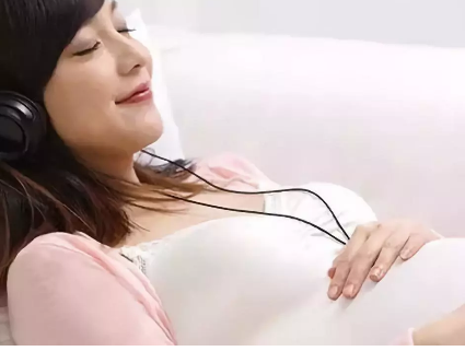 孕期這些行為能導致胎兒畸形 孕期容易使胎兒畸形的行為