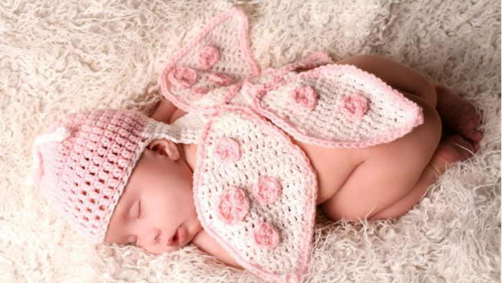 寶寶一百天朋友圈配圖文字 寶寶一百天了的心情說說