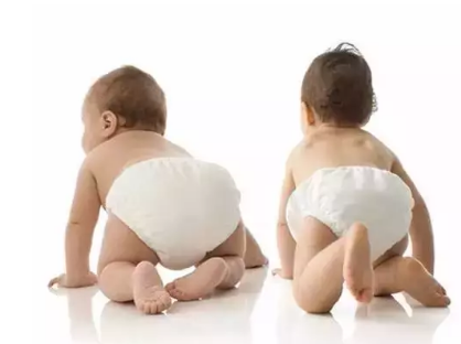 夏天寶寶要不要穿紙尿褲 夏季如何預防寶寶紅屁股