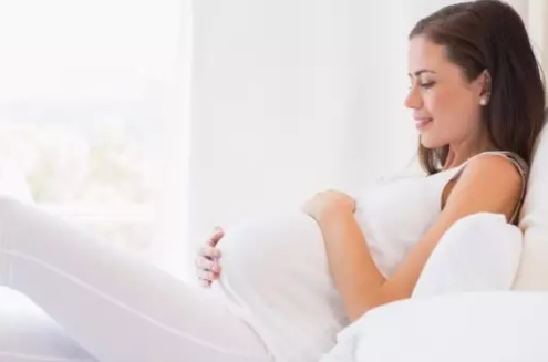 超過預產期兩周正常嗎 超過預產期兩周還不生怎么辦