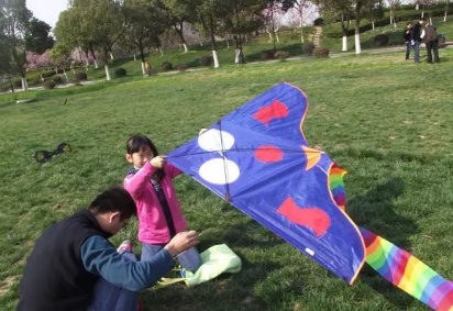 陪孩子過兒童節心情說說 陪孩子過兒童節感想