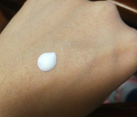 大寶集萃美白防曬露好用嗎 大寶集萃美白防曬露使用測評