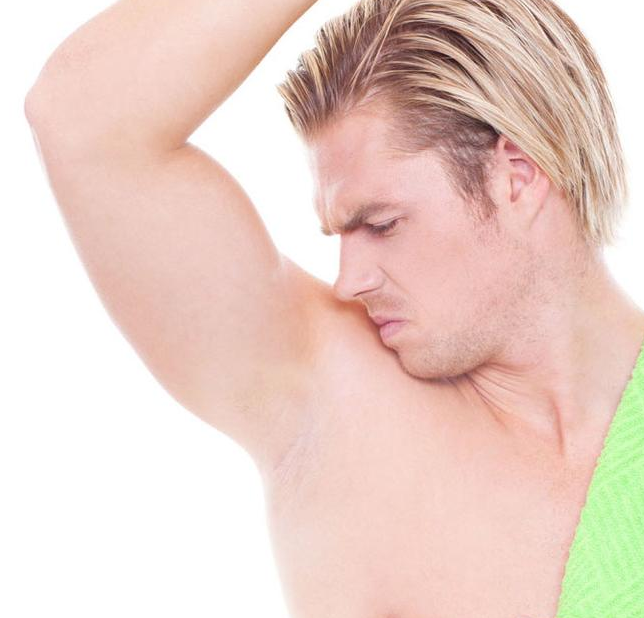 男性體味越重女性越喜歡嗎 男性體味重難聞怎么辦 男性體味越重女性越喜歡嗎 男性體味重難聞怎么辦