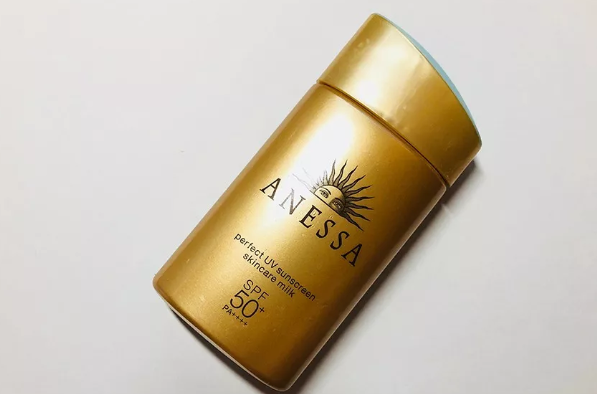 安耐曬小金瓶孕婦能用嗎 孕婦用安耐曬對寶寶有影響嗎