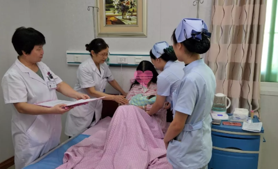 哺乳期堵奶怎么預防 夏天哺乳期堵奶吃什么好