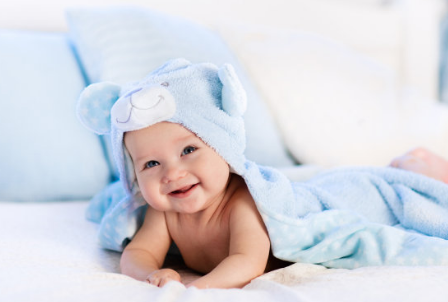 月子期寶寶睡覺有什么講究 月子期寶寶睡覺不踏實是怎么回事