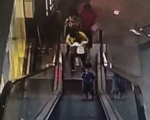 帶孩子坐扶梯怎么坐安全 孩子坐扶梯方法 帶孩子坐扶梯怎么坐安全 孩子坐扶梯方法