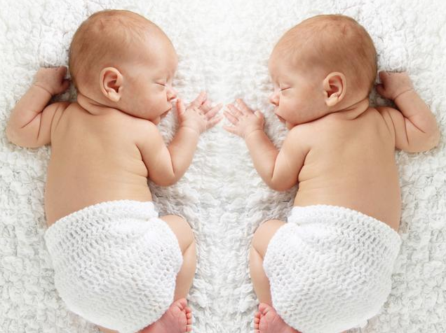 寶寶趴著睡好不好 寶寶趴著睡要不要糾正 寶寶趴著睡好不好 寶寶趴著睡要不要糾正