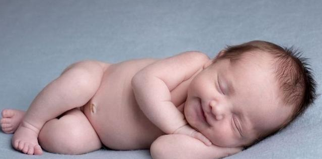 寶寶趴著睡好不好 寶寶趴著睡要不要糾正 寶寶趴著睡好不好 寶寶趴著睡要不要糾正