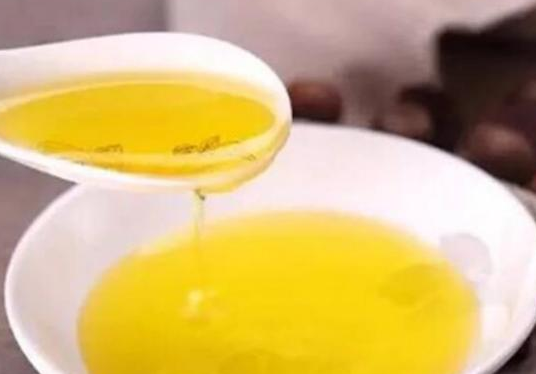 孕婦鐘愛的茶油有什么用 茶油有什么功效和作用 孕婦鐘愛的茶油有什么用 茶油有什么功效和作用