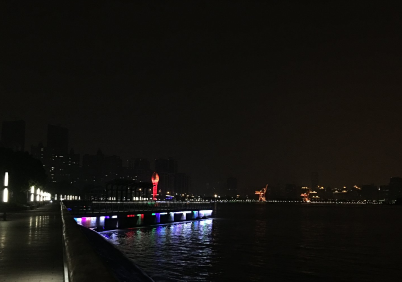 描寫夏天蟬鳴的句子 關(guān)于夏天的優(yōu)美短句說說