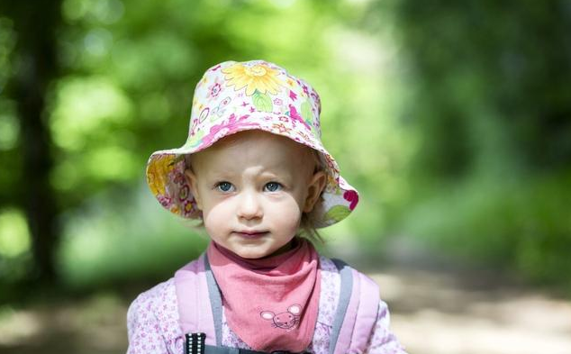夏季寶寶曬傷了怎么處理 如何預防寶寶曬傷
