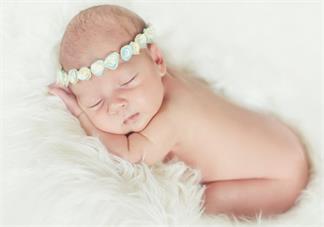 為什么說(shuō)產(chǎn)后一小時(shí)內(nèi)一定要哺乳 產(chǎn)后一小時(shí)內(nèi)哺乳有什么好處