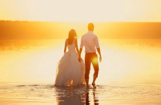 結(jié)婚十年紀念日說說 結(jié)婚十周年紀念日朋友圈