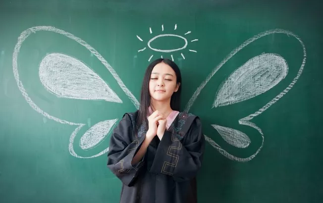 畢業(yè)快樂一句話心情短語說說 祝畢業(yè)快樂的文字說說配圖