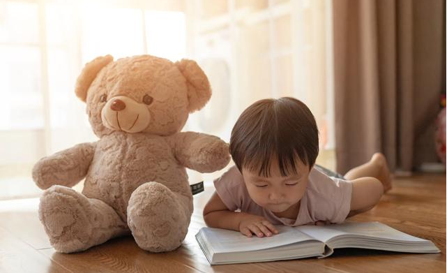 孩子為什么喜歡重復聽一個故事 媽媽怎么跟孩子重復講同一個故事