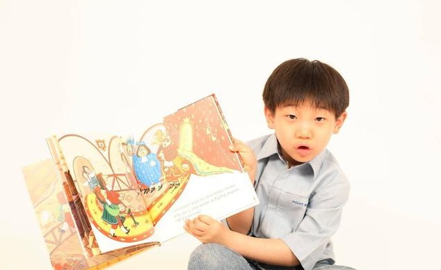 孩子為什么喜歡重復聽一個故事 媽媽怎么跟孩子重復講同一個故事